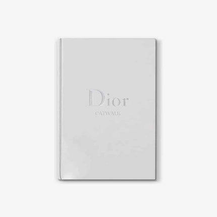 Dior Catwalk – Fashionbook