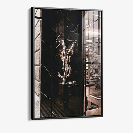 Parisian Fashion – Glass