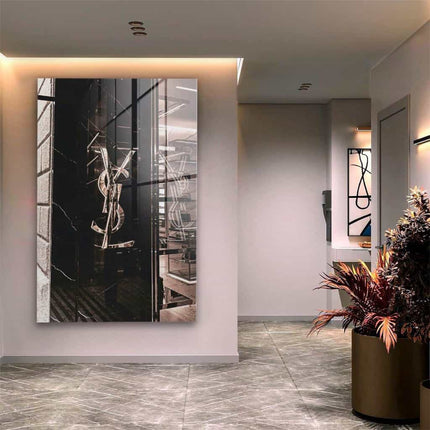 Parisian Fashion – Glass