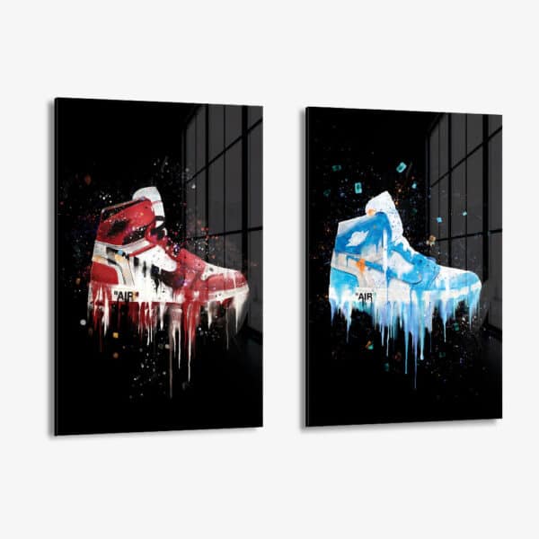 Lot: "AIR" (2x) – Glass