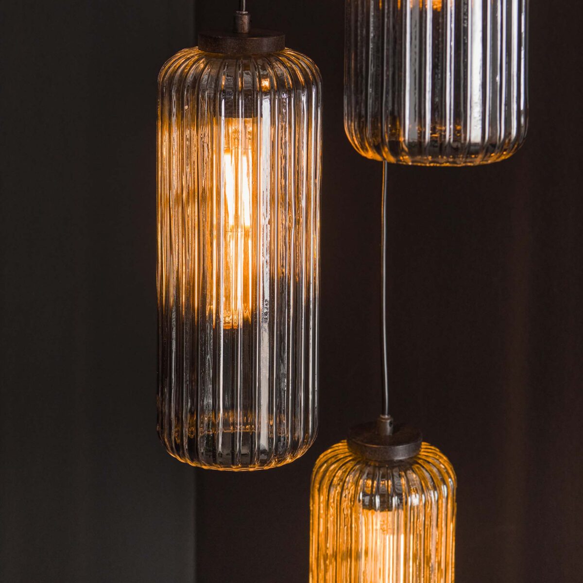 Pendant Lamp 5L getrapt cilinder rib smoke / Arctic Black - Image 3