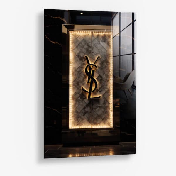 Parisian Fashion II – Glass