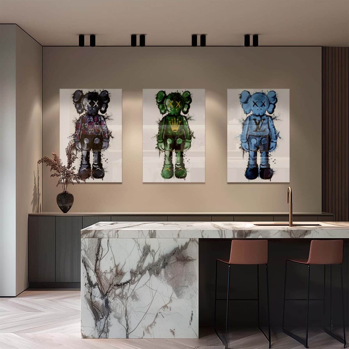 Lot: "Hype Figure" (3x) – Glass - Image 3